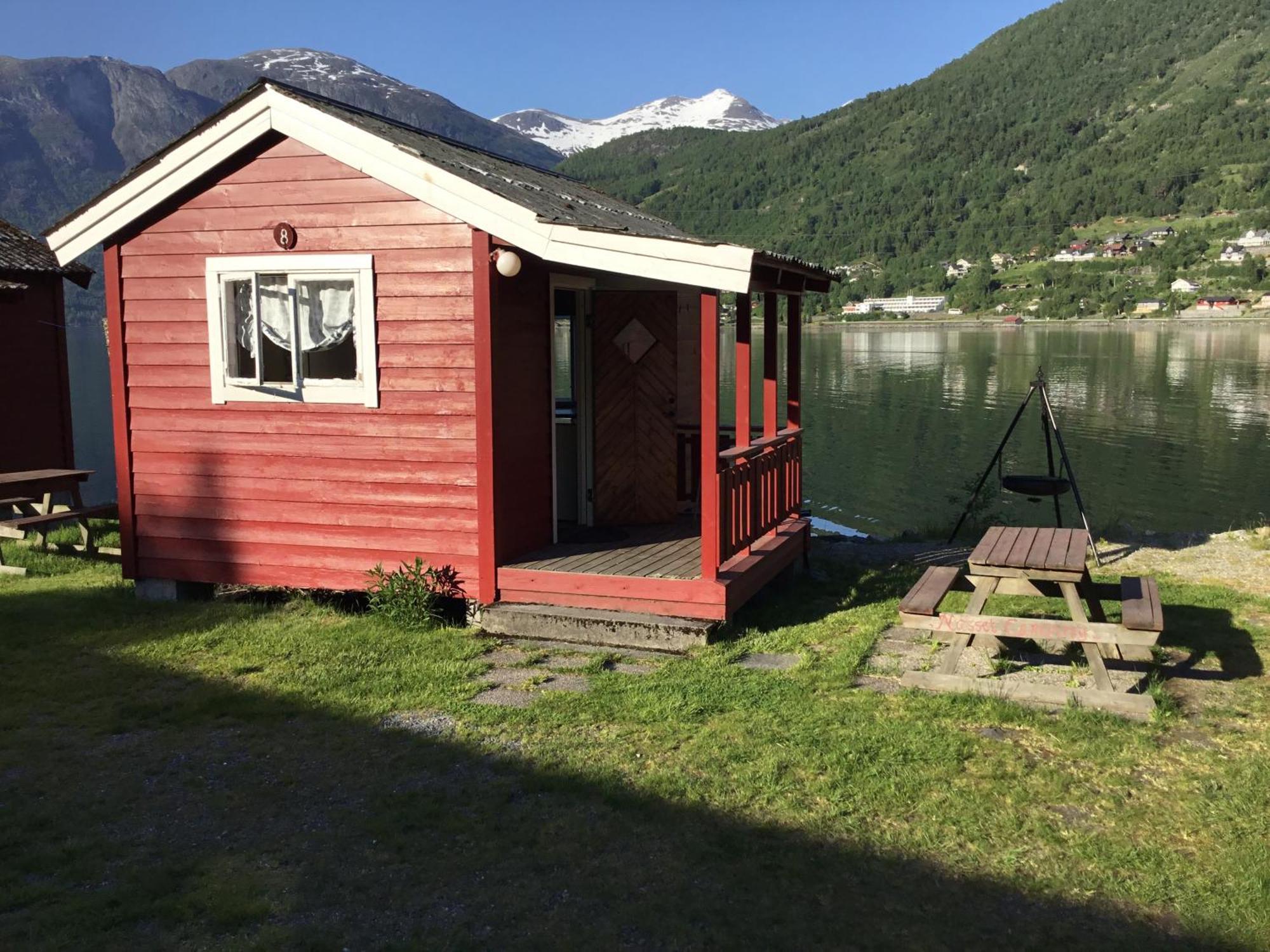 Nesset Fjordcamping Olden Exterior photo