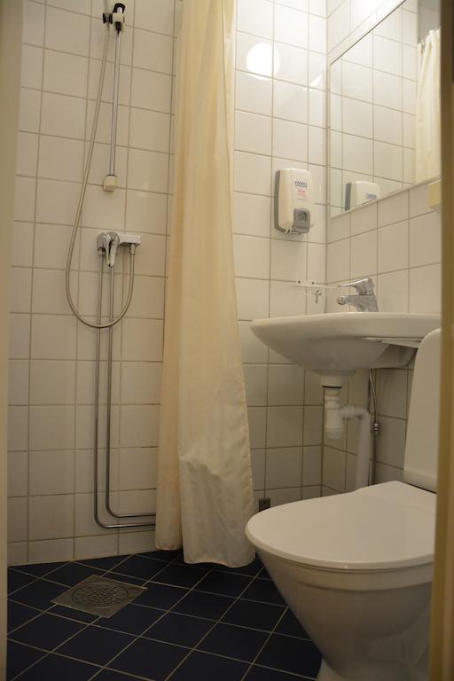 Nesset Fjordcamping Olden Room photo