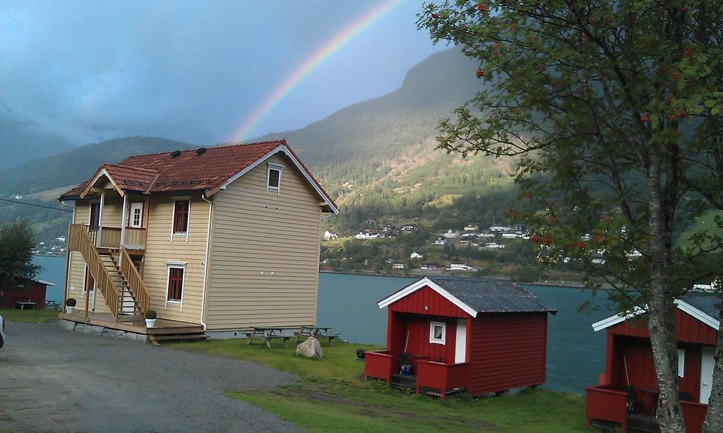 Nesset Fjordcamping Olden Exterior photo