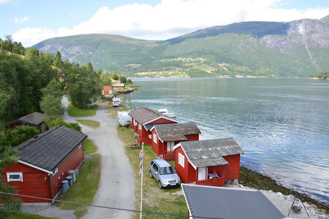 Nesset Fjordcamping Olden Exterior photo